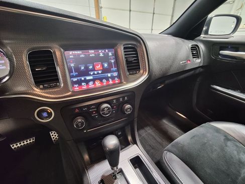 Used 2012 Dodge Charger SRT8 w/ Adaptive Cruise Control Group image 33