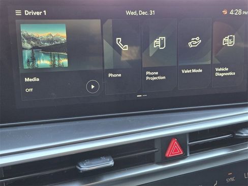 New 2026 Kia Sorento S w/ S Panoramic Sunroof Package image 12