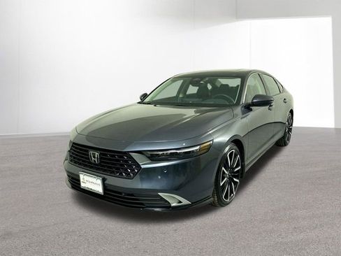 Used 2025 Honda Accord Touring image 24