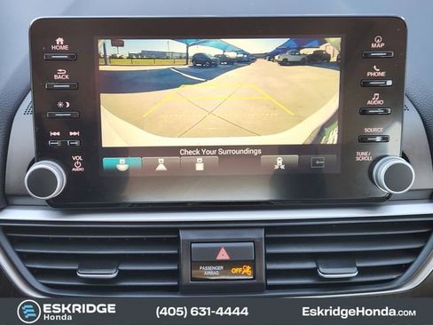 Used 2021 Honda Accord Touring image 18
