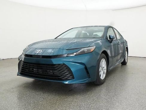 New 2026 Toyota Camry LE image 32