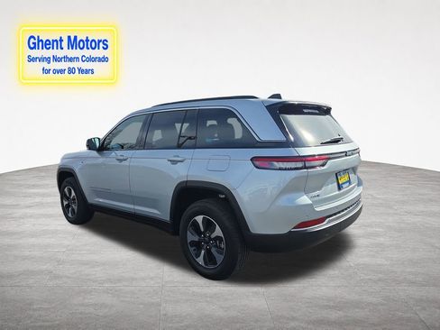 Used 2025 Jeep Grand Cherokee Limited 4xe w/ Trailer Tow Package AWD/4WD image 33