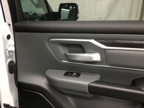 Used 2023 RAM 1500 Big Horn image 15