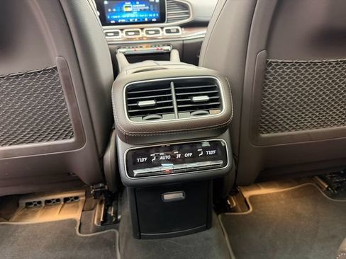 Certified 2021 Mercedes-Benz GLS 450 4MATIC image 38