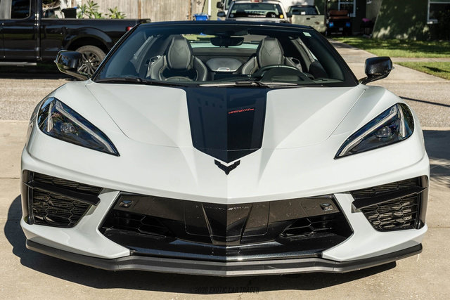 Used 2023 Chevrolet Corvette Stingray Preferred Conv w/ Z51 Performance Package RWD image 13