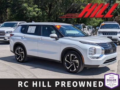 Used 2024 Mitsubishi Outlander SE