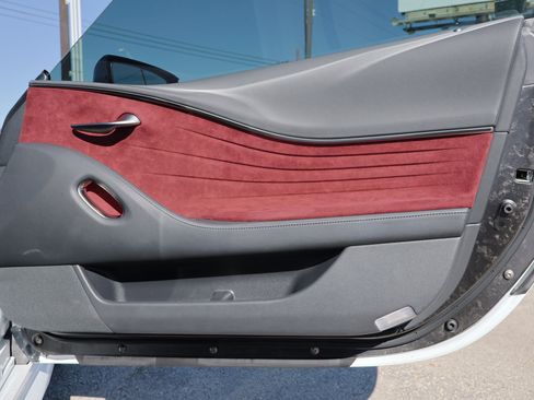 Used 2018 Lexus LC 500 Coupe image 34