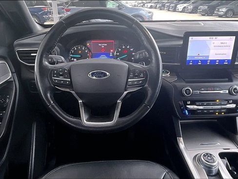 Used 2020 Ford Explorer Limited image 7
