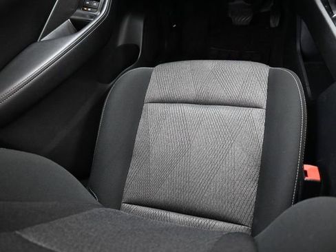 Used 2024 Nissan Rogue SV image 11