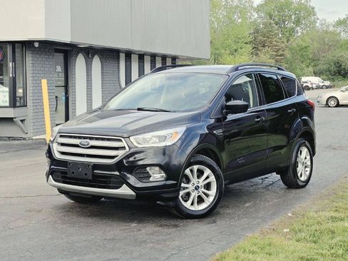 Used 2019 Ford Escape SEL AWD/4WD image 2