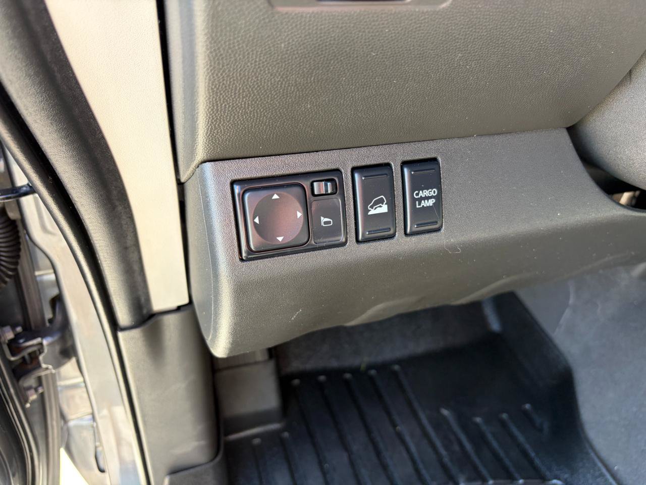 Used 2019 Nissan Frontier PRO-4X AWD/4WD image 11