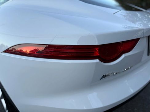 Used 2015 Jaguar F-TYPE S image 20