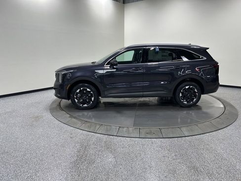New 2026 Kia Sorento S AWD/4WD image 9