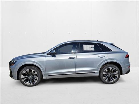 New 2025 Audi Q8 Premium w/ Black Optic Package image 5