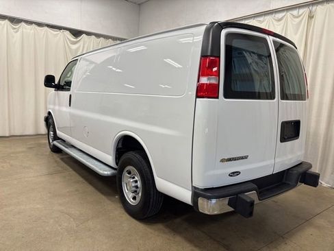 Used 2024 Chevrolet Express 2500 w/ Driver Convenience Package RWD image 6