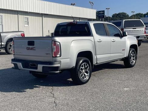 Used 2017 GMC Canyon SLE w/ All Terrain Package AWD/4WD image 3