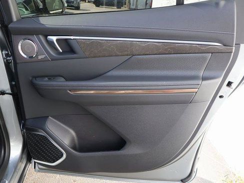 New 2026 Buick Enclave Avenir w/ Super Cruise Package image 11