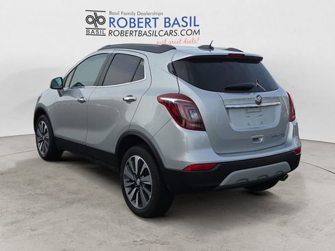 Used 2022 Buick Encore Preferred w/ Safety Package image 3