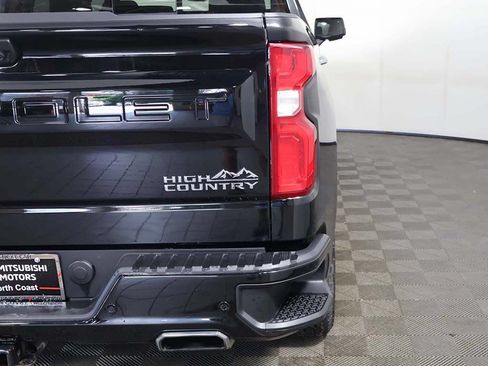 Used 2022 Chevrolet Silverado 1500 High Country w/ Technology Package AWD/4WD image 20