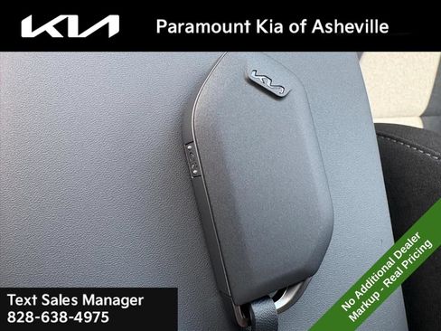 New 2026 Kia K4 FWD image 28