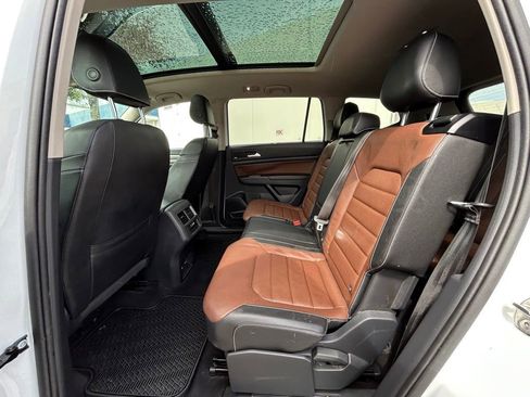 Used 2021 Volkswagen Atlas SEL Premium AWD/4WD image 29