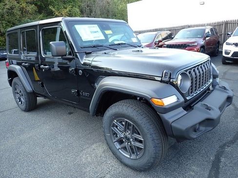 New 2025 Jeep Wrangler Sport S image 9
