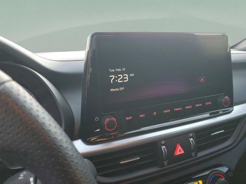 Certified 2024 Kia Forte GT-Line image 23