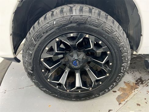 Used 2013 RAM 1500 Sport w/ Sport Premium Group image 27