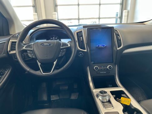 Used 2022 Ford Edge SEL w/ Convenience Package AWD/4WD image 18