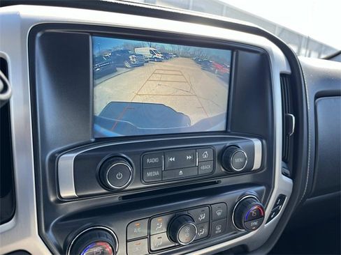 Used 2018 GMC Sierra 1500 SLT image 39