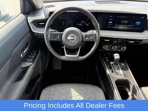 Certified 2025 Nissan Kicks SV AWD/4WD image 23