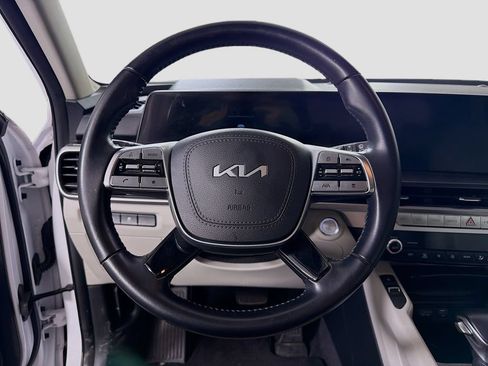 Used 2023 Kia Telluride S AWD/4WD image 13