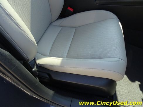 Used 2024 Honda Civic EX-L image 27