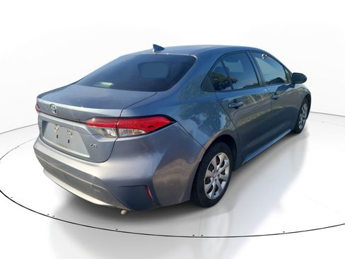 Used 2022 Toyota Corolla LE FWD image 7