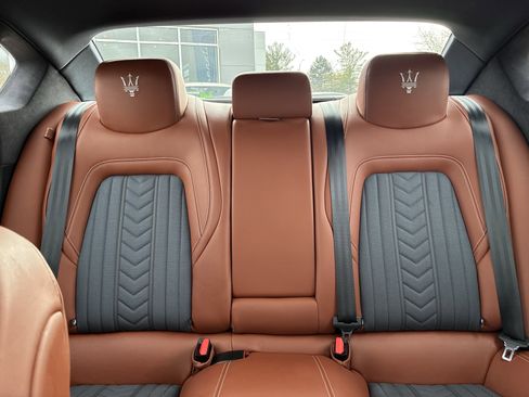 Used 2021 Maserati Quattroporte S GranLusso image 30