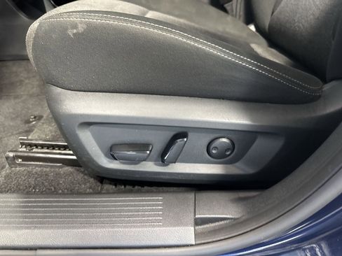 Certified 2024 Nissan Rogue SV image 27