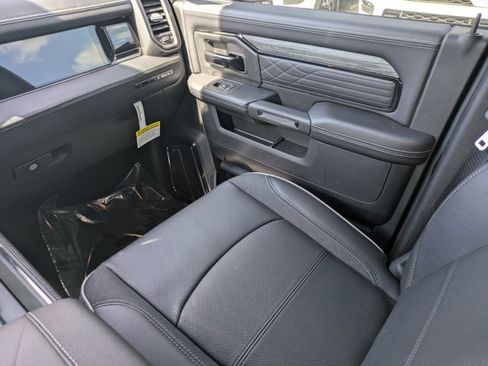 New 2026 RAM 3500 Limited image 15