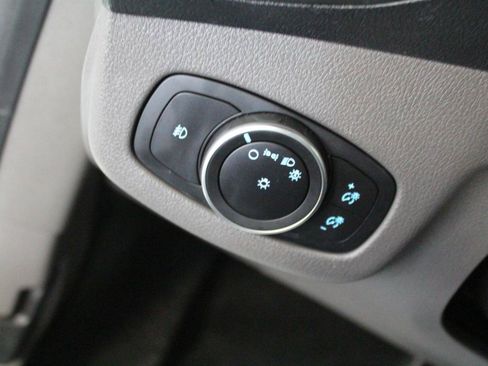 Used 2019 Ford Transit Connect XLT FWD image 11