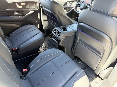 Used 2024 Mercedes-Benz GLS 580 4MATIC image 14