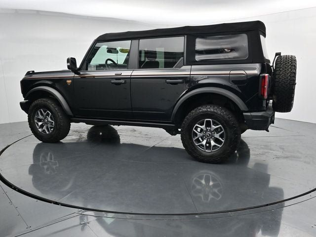 Used 2022 Ford Bronco Badlands AWD/4WD image 6