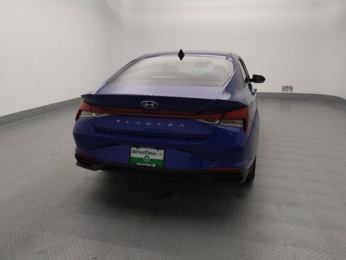 Used 2023 Hyundai Elantra SEL w/ Convenience Package image 7