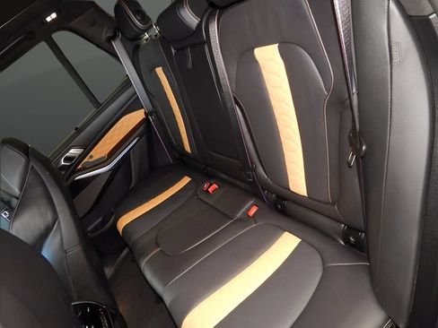 Used 2020 BMW X5 M AWD/4WD image 17