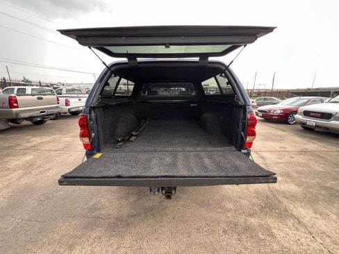 Used 2007 Chevrolet Silverado 2500 LT w/ Heavy-Duty Power Package RWD image 16