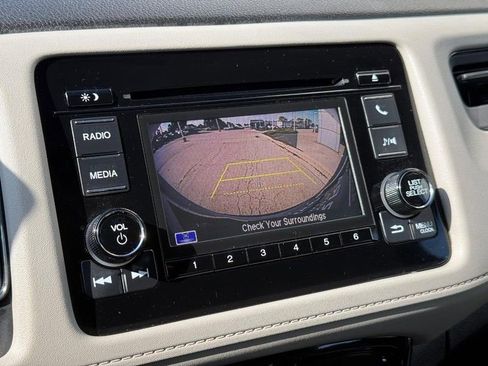 Used 2021 Honda HR-V LX image 24