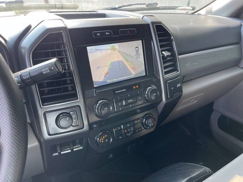 Used 2022 Ford F350 XLT AWD/4WD image 16