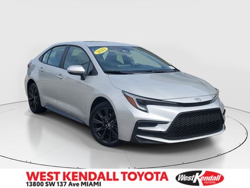 Used 2023 Toyota Corolla SE FWD image 1