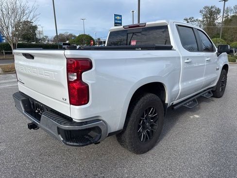 Used 2021 Chevrolet Silverado 1500 LT w/ Convenience Package II image 5