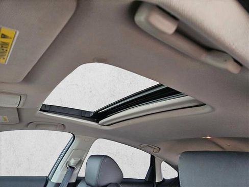 Used 2022 Honda Accord EX-L image 11