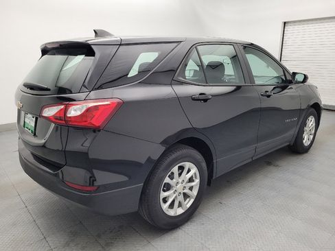 Used 2021 Chevrolet Equinox LS FWD image 10