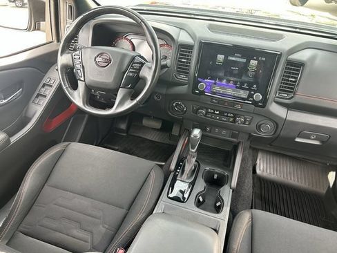 Used 2023 Nissan Frontier PRO-4X w/ Technology Package AWD/4WD image 15